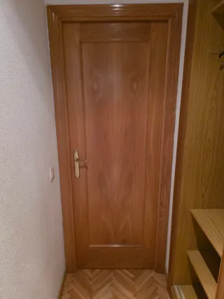 Puerta interior madera maciza roble