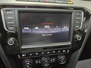 Volkswagen Passat 1.4 TSI ACT R-Line 150cv