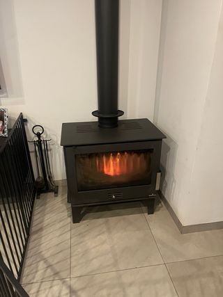 Estufa Bronpi Sena Plus Negra