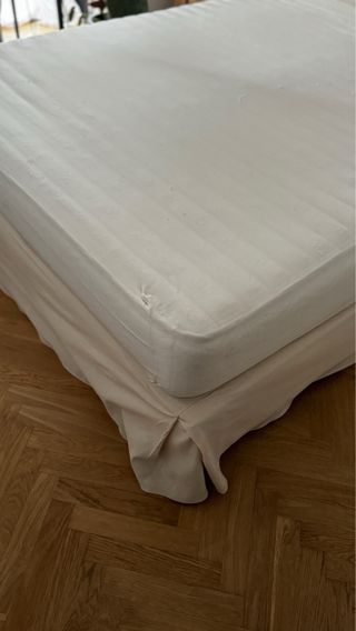 Cama tapizada 150cm + Colchón Látex