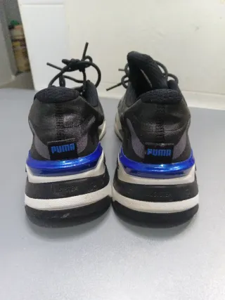 Botines Puma Negros y Azules