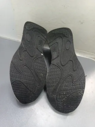 Botines Puma Negros y Azules