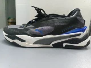 Botines Puma Negros y Azules