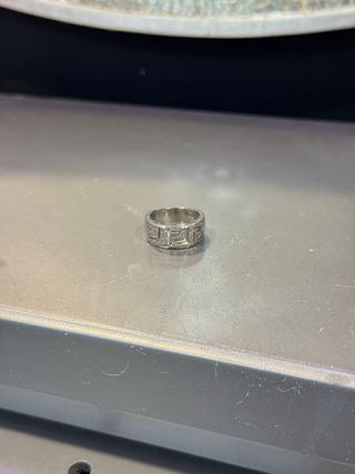 Anillo Greco Oro Blanco 18k y Brillantes.