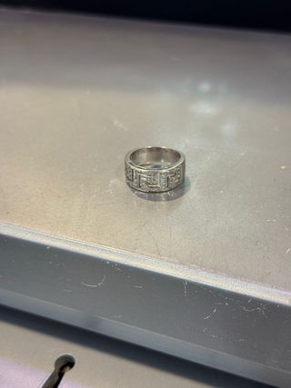 Anillo Greco Oro Blanco 18k y Brillantes.