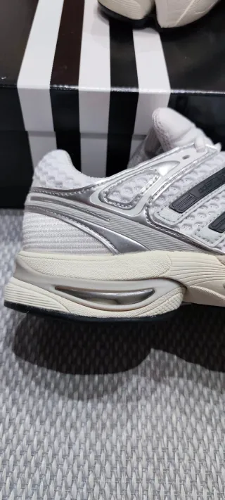 Adidas Adistar Control 5 Plata/Blanco