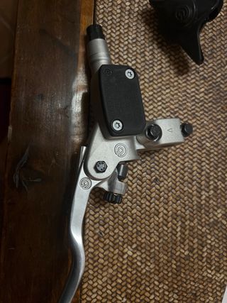 Bomba de embrague Brembo