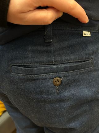 Pantalón chino Levi’s hombre – talla W36 L32 (XXL)