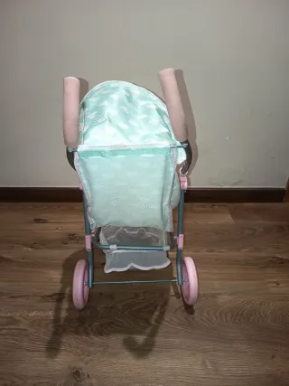 Carrito de muñecas mint con nubes