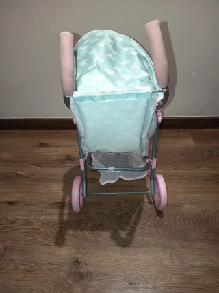 Carrito de muñecas mint con nubes
