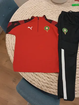 Chándal Marruecos Rojo y Negro