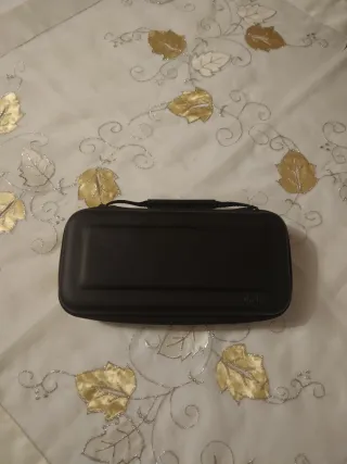 Nintendo Switch con funda