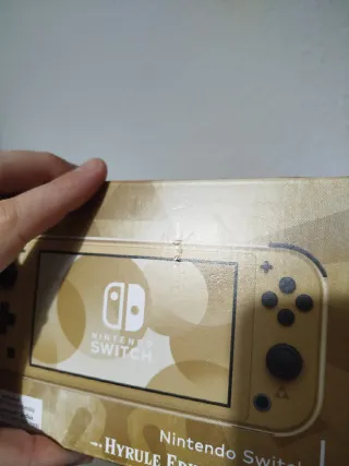 Nintendo Switch Lite Hyrule Edition Zelda + Funda
