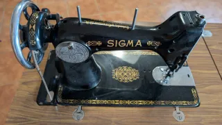 Máquina de coser antigua SIGMA
