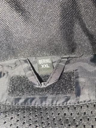 Chaqueta de moto negra