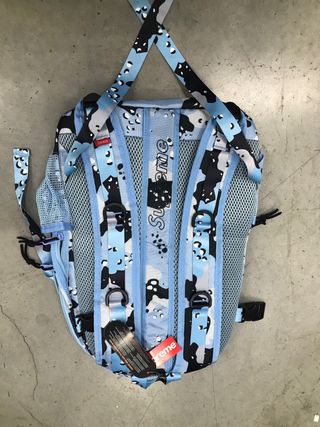 Mochila Supreme Camuflaje Azul y Negra