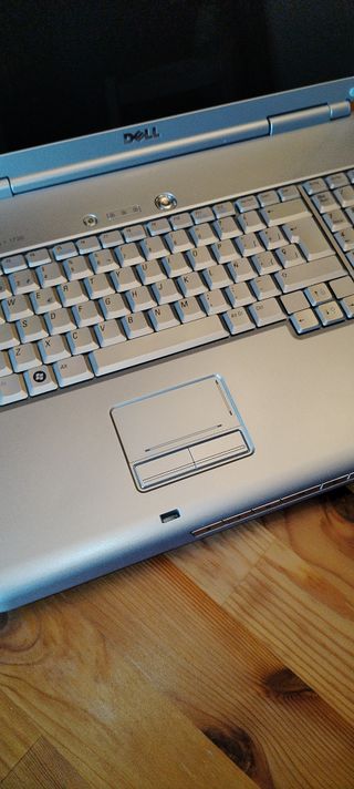 Portátil Dell Inspiron 1720 17 pulgadas