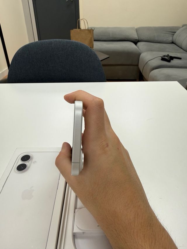 iPhone 16 come nuovo