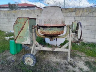 Hormigonera 250L