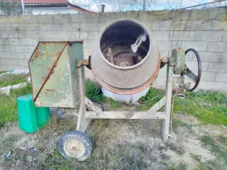 Hormigonera 250L