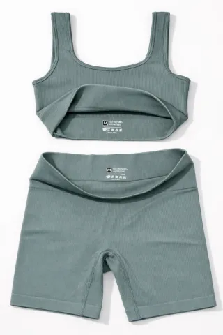 Conjunto deportivo dos piezas