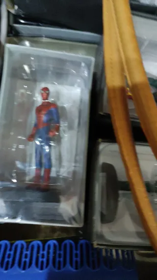 30 Figuras Marvel y DC de plomo