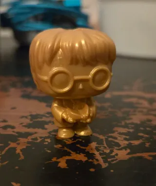 Figura Harry Potter Dorada