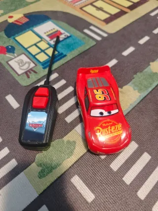 Coche teledirigido Rayo McQueen