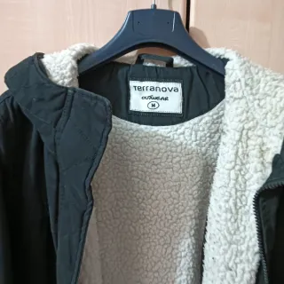 Parka nera Terranova con interno caldo