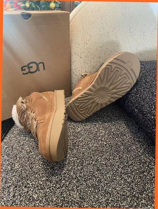 Botas UGG Lowmel 'Chestnut' Talla 39