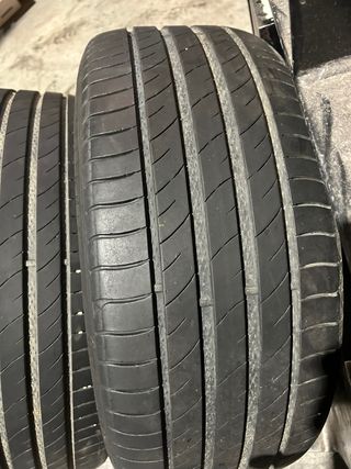 2 Neumáticos 225/45ZR18