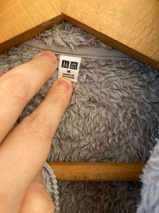 Chaqueta polar Uniqlo mujer gris