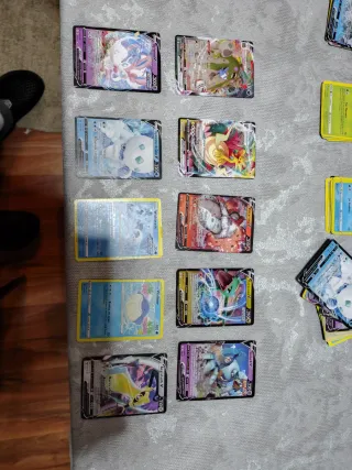 10 Cartas Pokémon V y VMAX