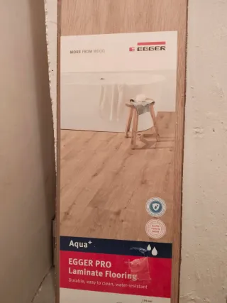 Caja Suelo Laminado EGGER PRO Aqua+