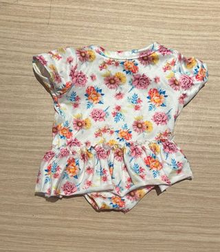 Muñeco bebé con ropa