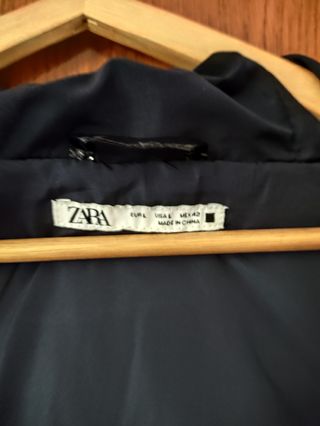 Cazadora brillante azul