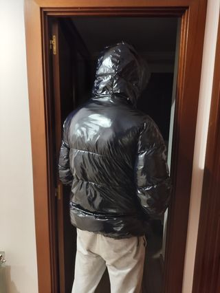 Cazadora brillante azul