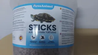 Tortuguera de cristal y plástico