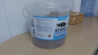 Tortuguera de cristal y plástico