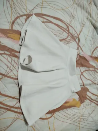 Falda mini blanca