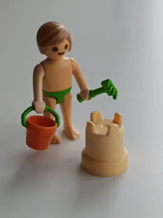 Playmobil niño cubo pala castillo arena