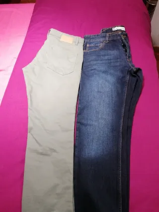 Pantalones de hombre beige y azul