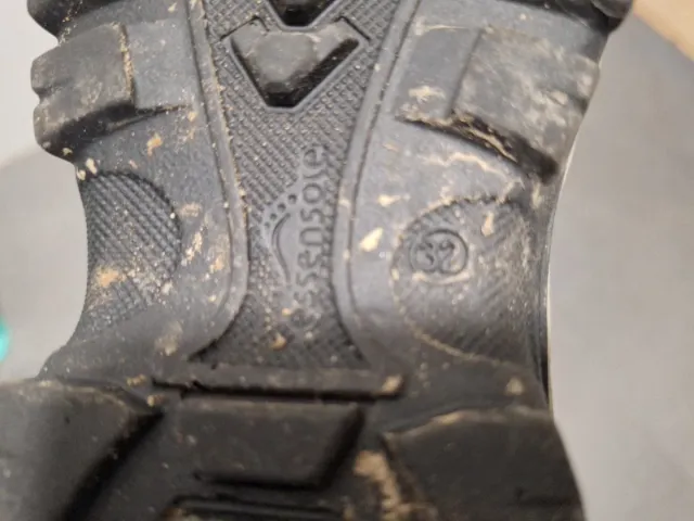 Botas senderismo niño grises y rosas N°32