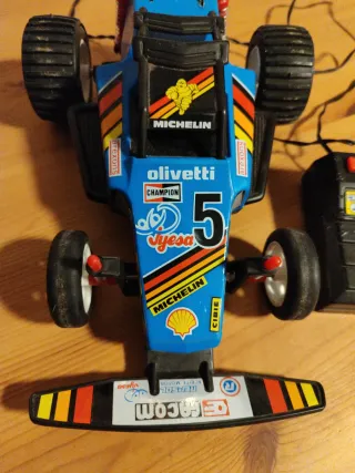 Coche RC Michelin Olivetti 5