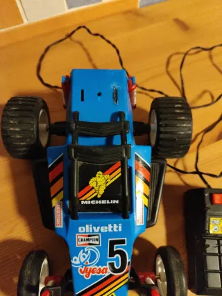 Coche RC Michelin Olivetti 5