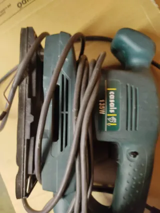 Lijadora y troqueladora Black & Decker