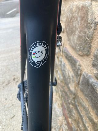 Bicicleta da strada Canyon Ultimate CF SL in carbonio