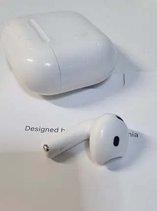 AirPods 4 Blancos