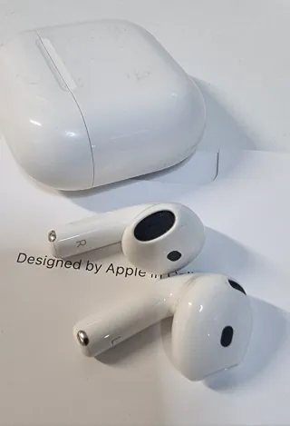 AirPods 4 Blancos