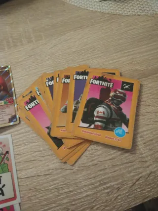 Cromos Toi, Fornitr y Varios